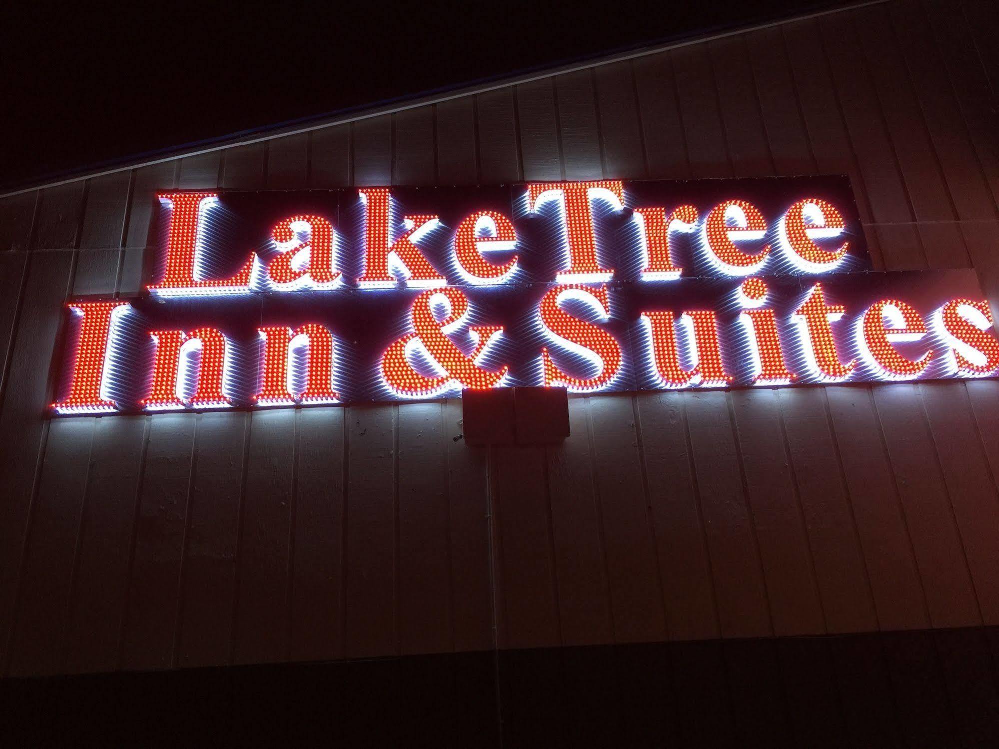 Lake Tree Inn & Suites 매리언 외부 사진